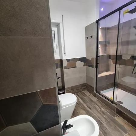 Juno アパート ローマ